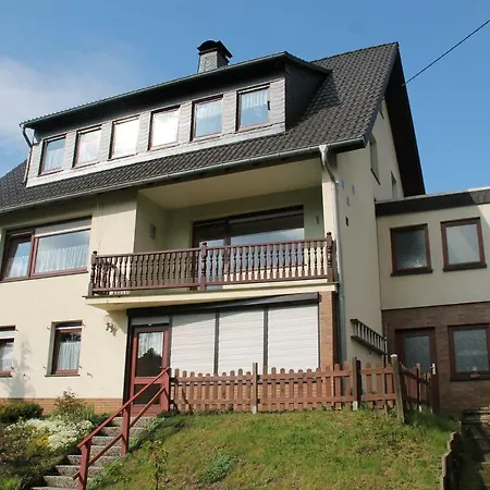 Nyaraló Ferienhaus Girkhausen *